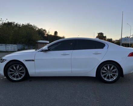 Ягуар XE 2016 у Києві на Automoto.ua Білий Ягуар XE, об'ємом двигуна 2 л та пробігом 72 тис. км за 16900 $, фото 3 на Automoto.ua