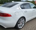 Белый Ягуар XE, объемом двигателя 3 л и пробегом 130 тыс. км за 14900 $, фото 1 на Automoto.ua