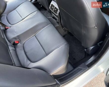 Белый Ягуар XE, объемом двигателя 2 л и пробегом 68 тыс. км за 16700 $, фото 8 на Automoto.ua
