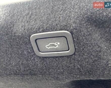 Білий Ягуар XE, об'ємом двигуна 0 л та пробігом 89 тис. км за 11300 $, фото 22 на Automoto.ua