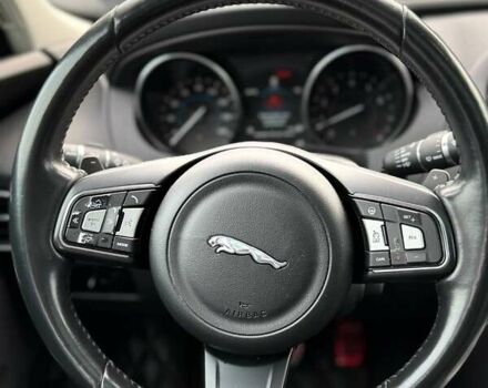 Белый Ягуар XE, объемом двигателя 3 л и пробегом 101 тыс. км за 14900 $, фото 22 на Automoto.ua