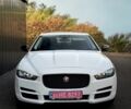 Белый Ягуар XE, объемом двигателя 2 л и пробегом 150 тыс. км за 9900 $, фото 1 на Automoto.ua