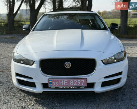 Ягуар XE 2017 в Ровно на Automoto.ua Белый Ягуар XE, объемом двигателя 2 л и пробегом 155 тыс. км за 11500 $, фото 9 на Automoto.ua
