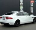 Белый Ягуар XE, объемом двигателя 3 л и пробегом 101 тыс. км за 14900 $, фото 2 на Automoto.ua
