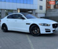 Білий Ягуар XE, об'ємом двигуна 3 л та пробігом 100 тис. км за 18000 $, фото 1 на Automoto.ua