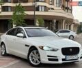 Белый Ягуар XE, объемом двигателя 2 л и пробегом 164 тыс. км за 12500 $, фото 1 на Automoto.ua