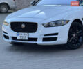 Білий Ягуар XE, об'ємом двигуна 3 л та пробігом 100 тис. км за 18000 $, фото 2 на Automoto.ua