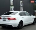 Белый Ягуар XE, объемом двигателя 3 л и пробегом 101 тыс. км за 14900 $, фото 1 на Automoto.ua