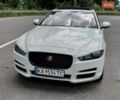 Білий Ягуар XE, об'ємом двигуна 2 л та пробігом 165 тис. км за 10900 $, фото 6 на Automoto.ua