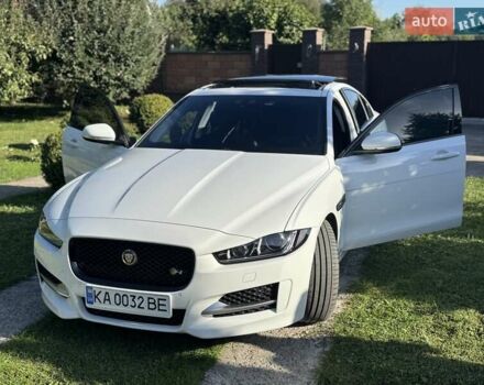 Белый Ягуар XE, объемом двигателя 2 л и пробегом 160 тыс. км за 19500 $, фото 87 на Automoto.ua