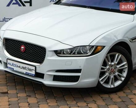 Белый Ягуар XE, объемом двигателя 2 л и пробегом 132 тыс. км за 14500 $, фото 7 на Automoto.ua