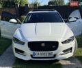 Белый Ягуар XE, объемом двигателя 2 л и пробегом 160 тыс. км за 19500 $, фото 78 на Automoto.ua