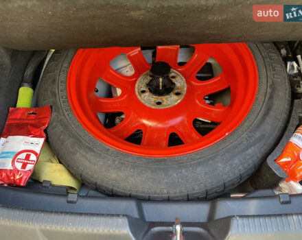 Белый Ягуар XE, объемом двигателя 2 л и пробегом 70 тыс. км за 18300 $, фото 10 на Automoto.ua