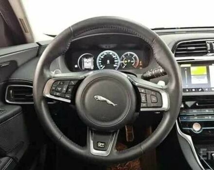 Белый Ягуар XE, объемом двигателя 0 л и пробегом 36 тыс. км за 13000 $, фото 5 на Automoto.ua