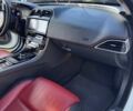Белый Ягуар XE, объемом двигателя 2 л и пробегом 160 тыс. км за 19500 $, фото 23 на Automoto.ua