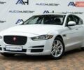 Белый Ягуар XE, объемом двигателя 2 л и пробегом 132 тыс. км за 14500 $, фото 1 на Automoto.ua