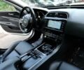 Белый Ягуар XE, объемом двигателя 2 л и пробегом 74 тыс. км за 3500 $, фото 9 на Automoto.ua