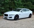 Белый Ягуар XE, объемом двигателя 2 л и пробегом 36 тыс. км за 3498 $, фото 1 на Automoto.ua