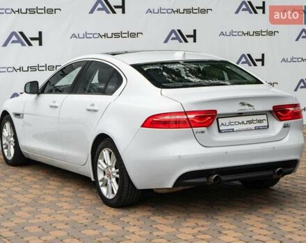 Белый Ягуар XE, объемом двигателя 2 л и пробегом 132 тыс. км за 14500 $, фото 21 на Automoto.ua