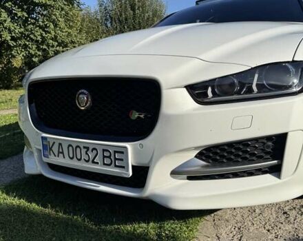 Белый Ягуар XE, объемом двигателя 2 л и пробегом 160 тыс. км за 19500 $, фото 57 на Automoto.ua