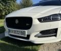 Белый Ягуар XE, объемом двигателя 2 л и пробегом 160 тыс. км за 19500 $, фото 57 на Automoto.ua