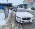 Белый Ягуар XE, объемом двигателя 2 л и пробегом 165 тыс. км за 15000 $, фото 1 на Automoto.ua