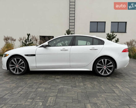 Ягуар XE 2019 в Луцке на Automoto.ua Белый Ягуар XE, объемом двигателя 2 л и пробегом 190 тыс. км за 16900 $, фото 5 на Automoto.ua