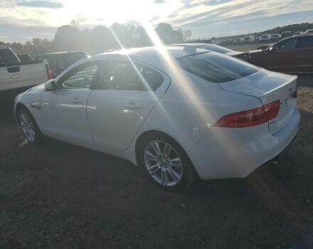 Белый Ягуар XE, объемом двигателя 2 л и пробегом 30 тыс. км за 9788 $, фото 6 на Automoto.ua