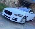 Белый Ягуар XE, объемом двигателя 2 л и пробегом 87 тыс. км за 2800 $, фото 1 на Automoto.ua
