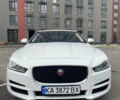 Білий Ягуар XE, об'ємом двигуна 2 л та пробігом 78 тис. км за 22000 $, фото 1 на Automoto.ua