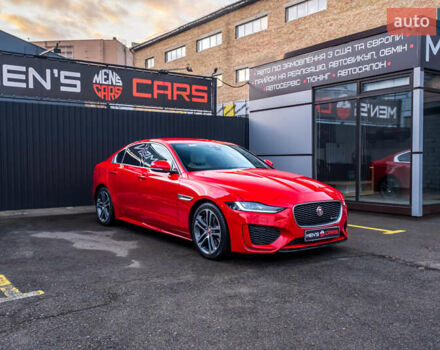 Белый Ягуар XE, объемом двигателя 2 л и пробегом 57 тыс. км за 21500 $, фото 8 на Automoto.ua