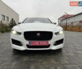 Ягуар XE 2019 в Луцке на Automoto.ua Белый Ягуар XE, объемом двигателя 2 л и пробегом 190 тыс. км за 16900 $, фото 2 на Automoto.ua