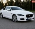 Белый Ягуар XE, объемом двигателя 2 л и пробегом 147 тыс. км за 18500 $, фото 1 на Automoto.ua
