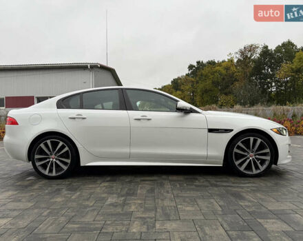 Ягуар XE 2019 в Луцке на Automoto.ua Белый Ягуар XE, объемом двигателя 2 л и пробегом 190 тыс. км за 16900 $, фото 4 на Automoto.ua