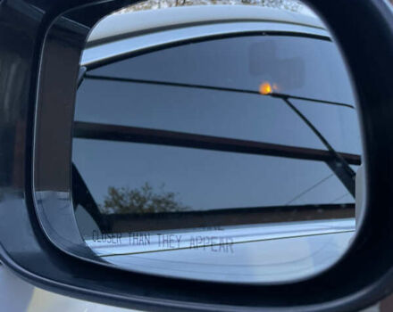 Белый Ягуар XE, объемом двигателя 2 л и пробегом 79 тыс. км за 20500 $, фото 27 на Automoto.ua