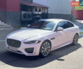 Белый Ягуар XE, объемом двигателя 2 л и пробегом 9 тыс. км за 33000 $, фото 1 на Automoto.ua