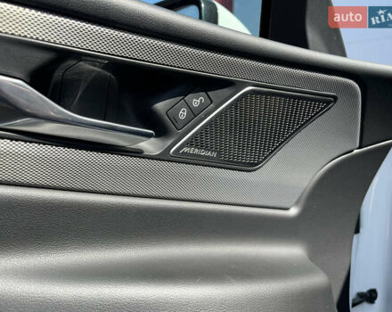 Білий Ягуар XE, об'ємом двигуна 2 л та пробігом 9 тис. км за 41900 $, фото 11 на Automoto.ua