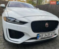 Белый Ягуар XE, объемом двигателя 2 л и пробегом 79 тыс. км за 20500 $, фото 1 на Automoto.ua