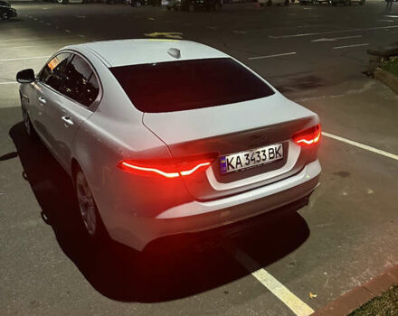 Белый Ягуар XE, объемом двигателя 2 л и пробегом 87 тыс. км за 24800 $, фото 25 на Automoto.ua