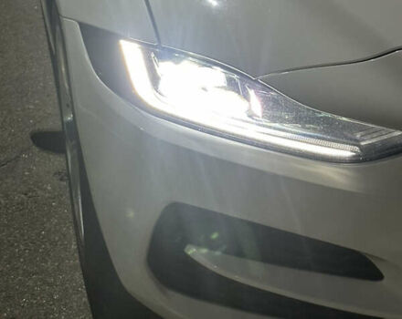 Белый Ягуар XE, объемом двигателя 2 л и пробегом 87 тыс. км за 24800 $, фото 28 на Automoto.ua