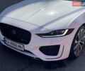Білий Ягуар XE, об'ємом двигуна 2 л та пробігом 9 тис. км за 41900 $, фото 3 на Automoto.ua