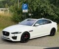 Белый Ягуар XE, объемом двигателя 2 л и пробегом 34 тыс. км за 26500 $, фото 1 на Automoto.ua