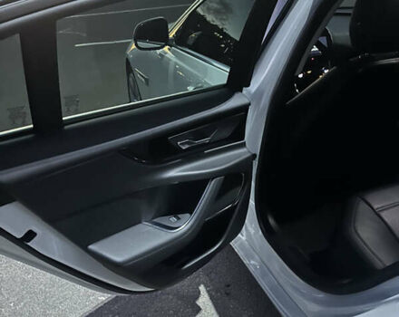 Белый Ягуар XE, объемом двигателя 2 л и пробегом 87 тыс. км за 24800 $, фото 11 на Automoto.ua