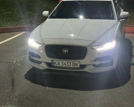 Белый Ягуар XE, объемом двигателя 2 л и пробегом 87 тыс. км за 24800 $, фото 26 на Automoto.ua