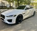 Білий Ягуар XE, об'ємом двигуна 2 л та пробігом 15 тис. км за 42900 $, фото 1 на Automoto.ua