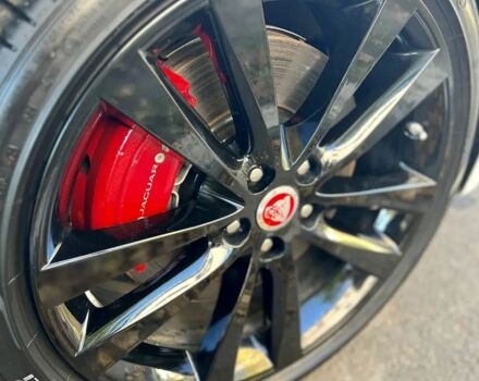 Белый Ягуар XE, объемом двигателя 2 л и пробегом 9 тыс. км за 48984 $, фото 7 на Automoto.ua