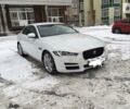 Белый Ягуар XE, объемом двигателя 0 л и пробегом 34 тыс. км за 35000 $, фото 1 на Automoto.ua