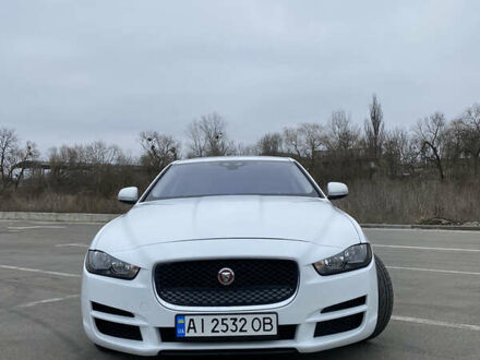 Ягуар XE 2017 у Ирпене на Automoto.ua Білий Ягуар XE, об'ємом двигуна 2 л та пробігом 136 тис. км за 23000 $, фото 1 на Automoto.ua