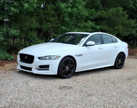 Белый Ягуар XE, объемом двигателя 2 л и пробегом 36 тыс. км за 3301 $, фото 1 на Automoto.ua