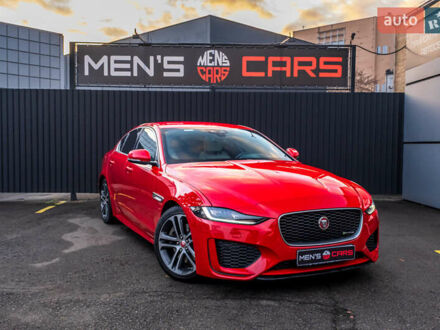 Белый Ягуар XE, объемом двигателя 2 л и пробегом 57 тыс. км за 21500 $, фото 1 на Automoto.ua